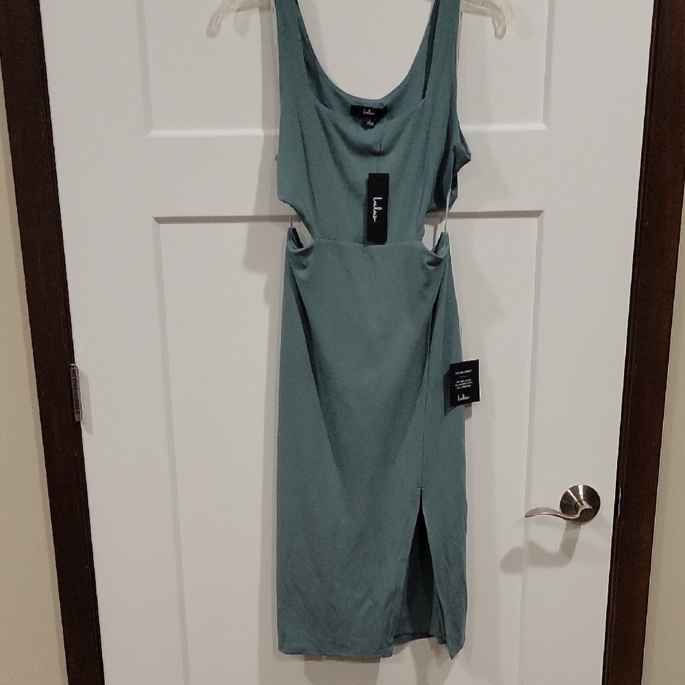 Lulu's Sage Green Cutout Midi Dress